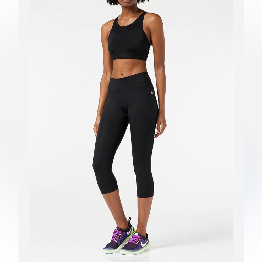 Nike Women's Black Crop Leggings 20”